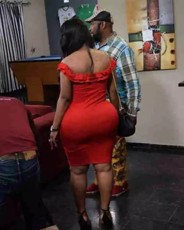 Comedian YAW Sends The Internet Into Frenzy With This Heavily Endowed Lady (Photos)